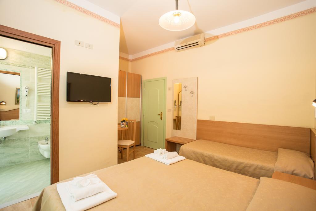Albergo Ristorante Pozzi Bellaria-Igea Marina Zewnętrze zdjęcie