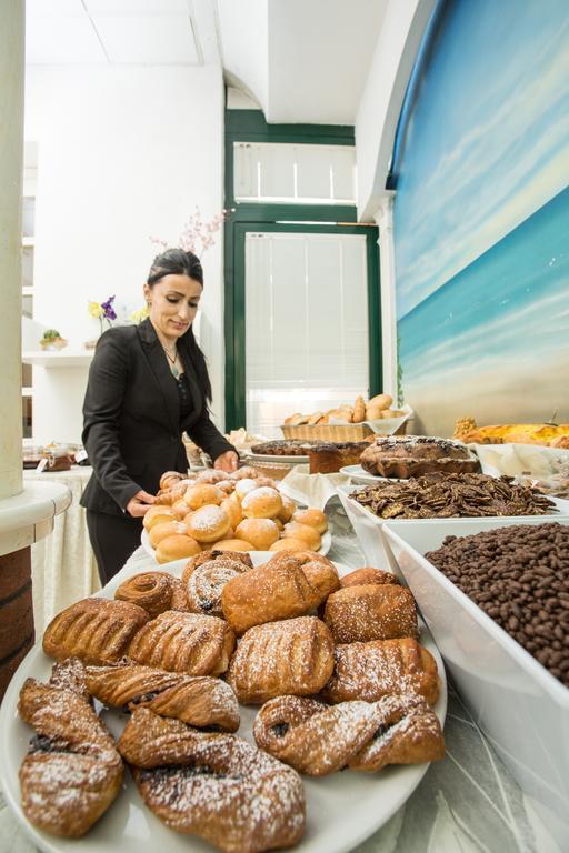 Albergo Ristorante Pozzi Bellaria-Igea Marina Zewnętrze zdjęcie