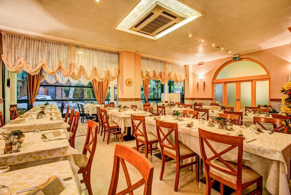 Albergo Ristorante Pozzi Bellaria-Igea Marina Zewnętrze zdjęcie